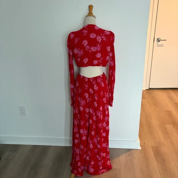 WAYF Womens Maxi Dress Size XS Red Pink Floral Long Sleeve Cutout Deep V - Picture 7 of 10